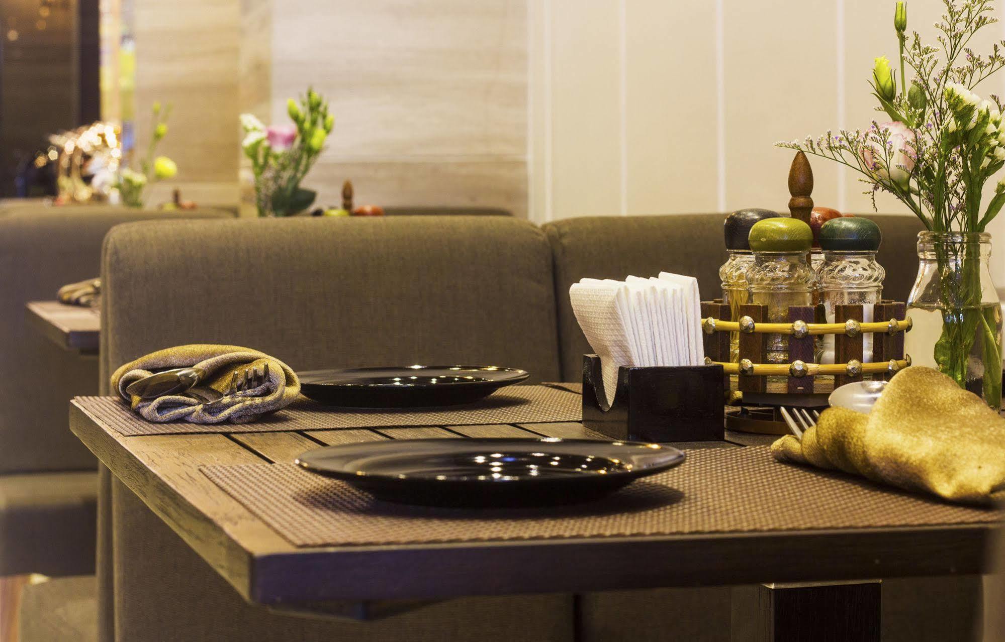 Aroma Nha Trang Boutique Hotel Exteriör bild