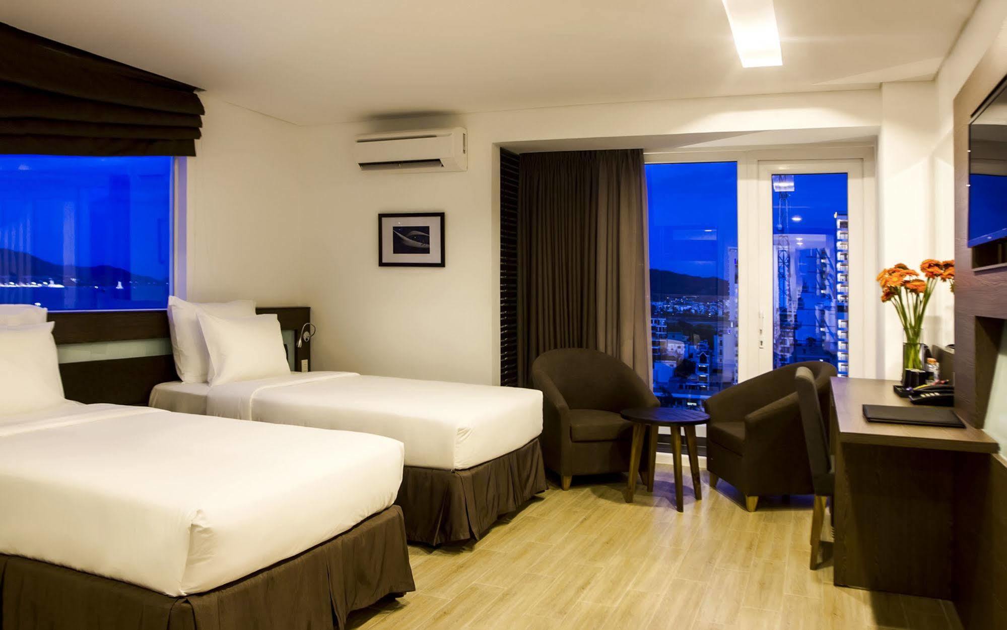 Aroma Nha Trang Boutique Hotel Exteriör bild