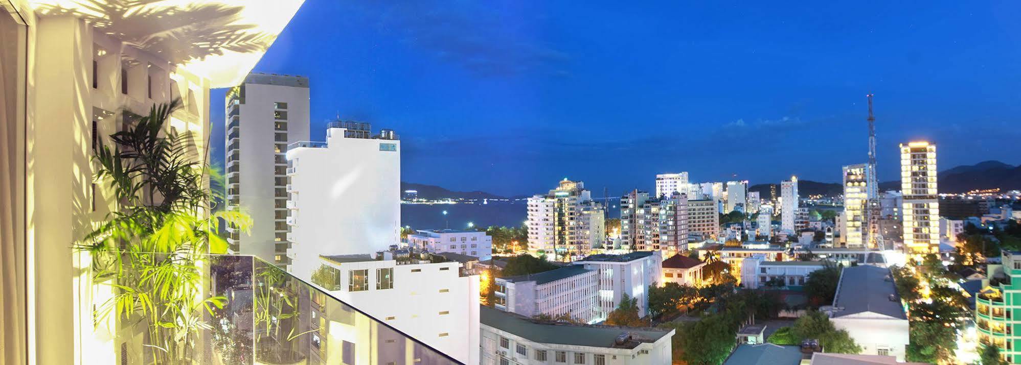 Aroma Nha Trang Boutique Hotel Exteriör bild